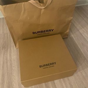 Burberry sneakers